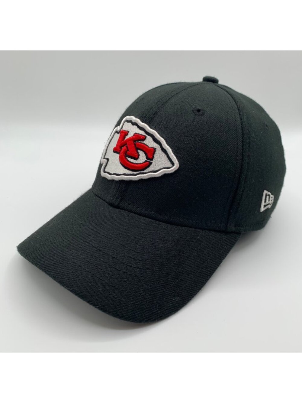 Kansas City Chiefs NFL Black New Era 39Thirty Stretch Fitted Hat Mens S/M